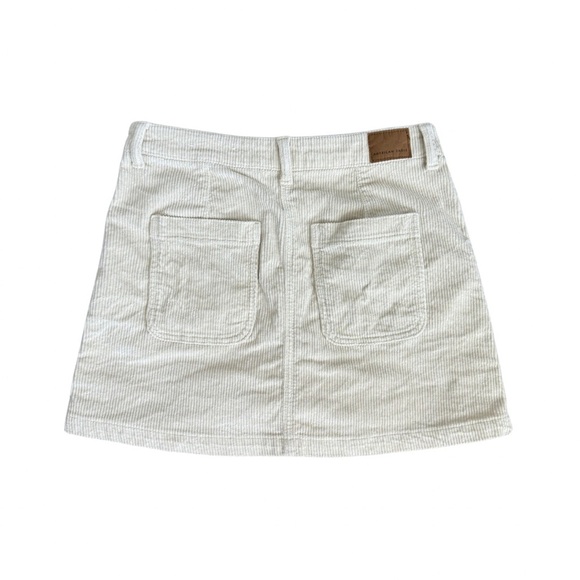 American Eagle Outfitters Full Zip Cream Skirt | Size 8 - Picture 3 of 6